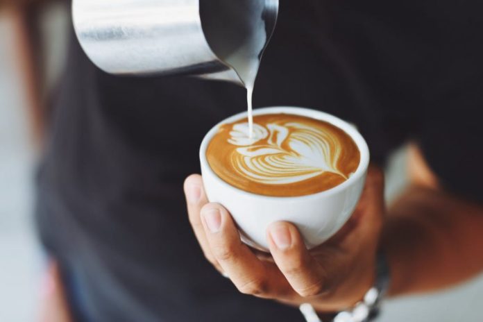 Ελασσόνα: 5.000 ευρώ για τέσσερις καφέδες θα πληρώσει 45χρονος ιδιοκτήτης καφετέριας - Media