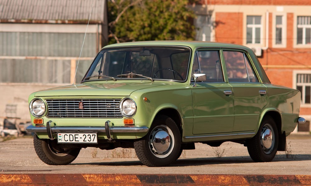 Lada: Το θρυλικό VAZ-2101 γιορτάζει τα 50 του χρόνια - Media
