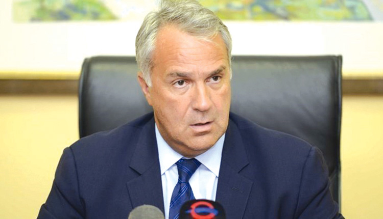 Τα μέτρα άμβλυνσης των επιπτώσεων του κορωνοϊού στο επίκεντρο της τηλεδιάσκεψης Μ. Βορίδη - Τζ. Πάιατ   - Media