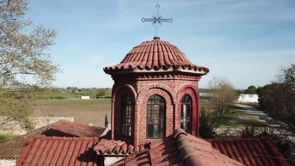 Πιερία: Διώξεις σε βάρος 11 ατόμων που προσπάθησαν να εισέλθουν βίαια σε ναό - Media