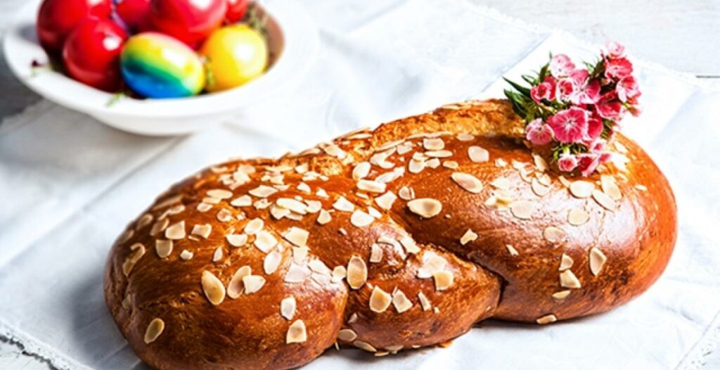 Ανοιχτοί φούρνοι και ζαχαροπλαστεία την Κυριακή του Πάσχα - Το ωράριο Μ. Παρασκευή και Μ. Σάββατο - Media