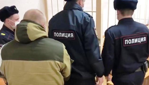 Κορωνοϊός-Ρωσία: Σκότωσε τους γείτονες επειδή του «χάλασαν» την καραντίνα - «Μιλούσαν δυνατά» - Media