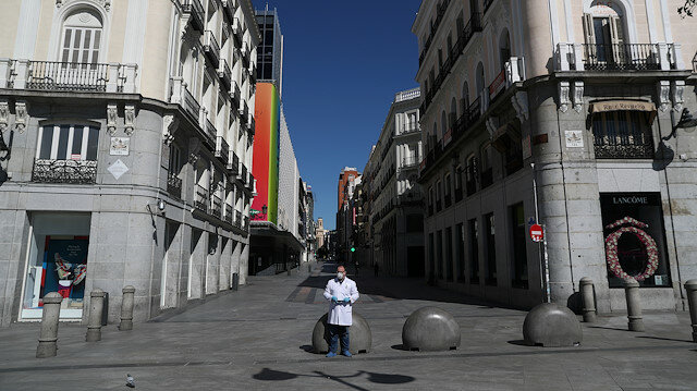 Ισπανία: Τα παιδιά βγαίνουν από τα σπίτια μετά από έξι εβδομάδες - Media