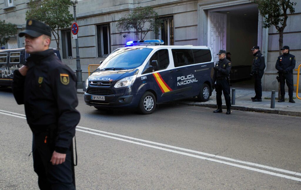Πιάστηκε στην Ισπανία ο «ράπερ-φονιάς του ISIS» (Photo) - Media