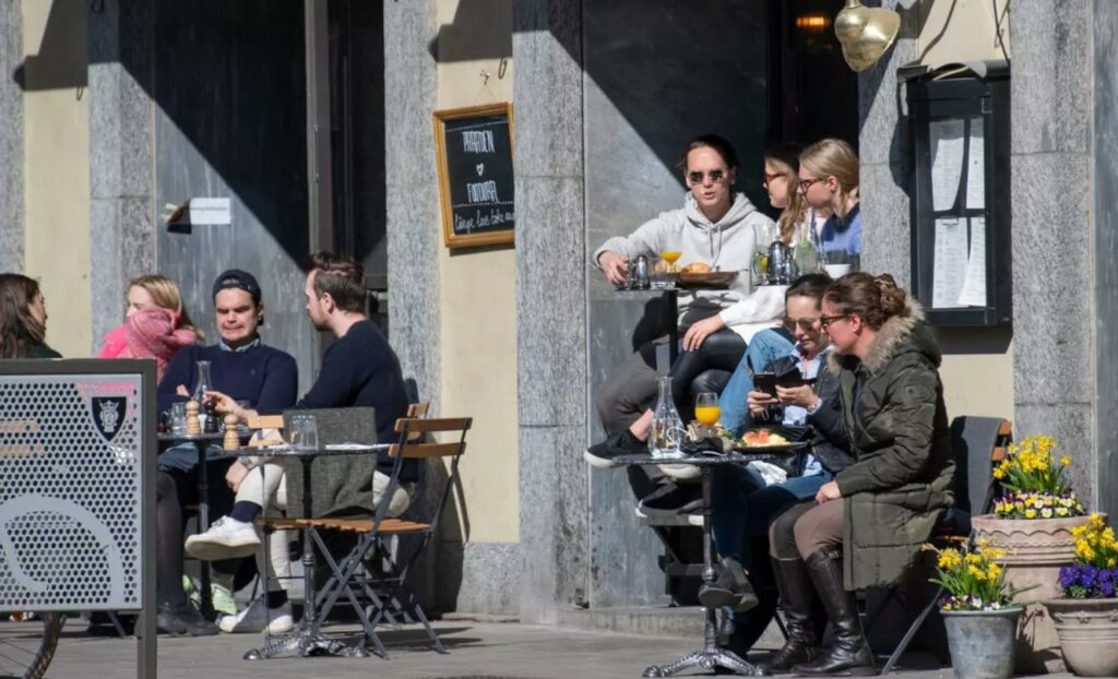 Σουηδία: «Μπορεί να κάναμε και λάθος...» λέει ο πρωθυπουργός ενώ οι νεκροί από κορωνοϊό ξεπερνούν τους 1.000 - Media