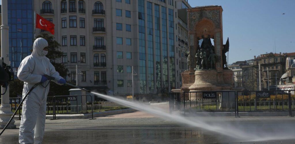 «Σαρώνει» την Τουρκία ο κορωνοϊός - Νέο ρεκόρ θανάτων σε ένα 24ωρο - Media