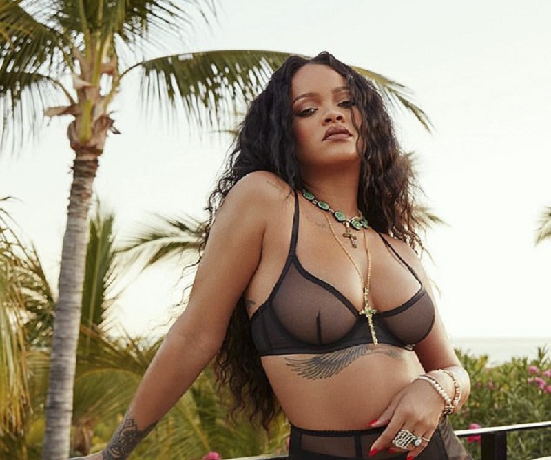 H Rihanna «τρολάρει» τους θαυμαστές της για το νέο της άλμπουμ - Media