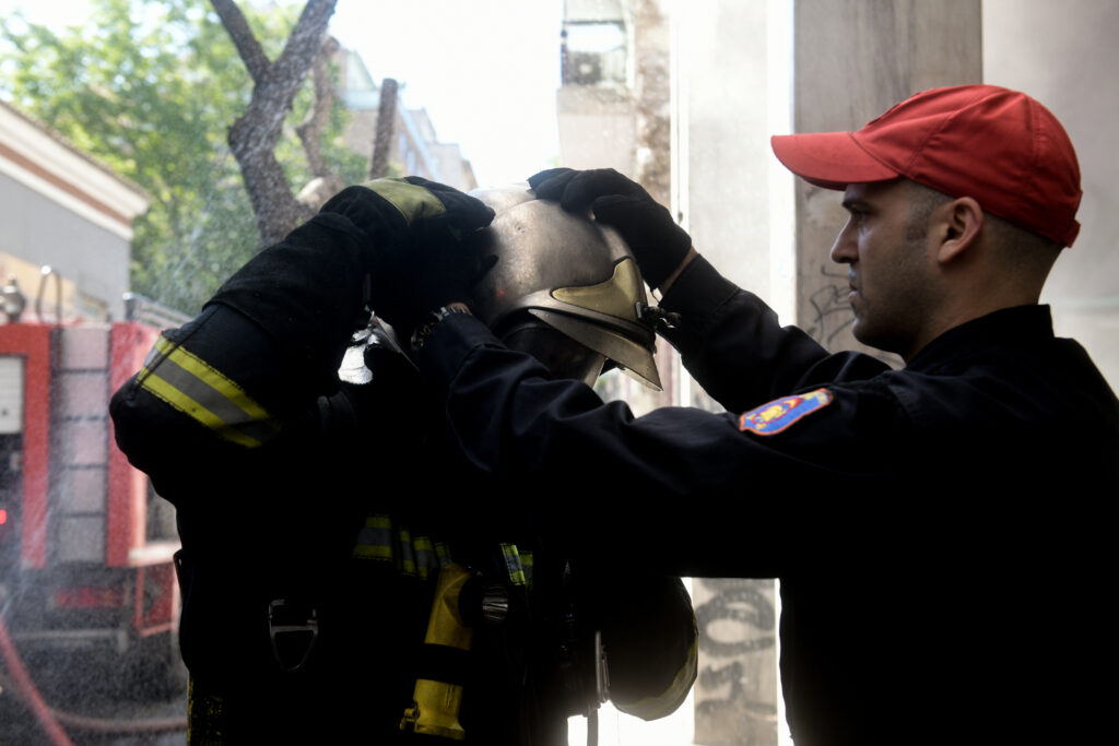 Θεσσαλονίκη: Εμπρησμός σε βιοτεχνία στη Νεάπολη  - Media