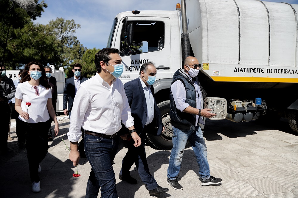 Τσίπρας από το Πέραμα: Ανάγκη για νέο Κοινωνικό Συμβόλαιο με προστασία της εργασίας (Photos/Video) - Media