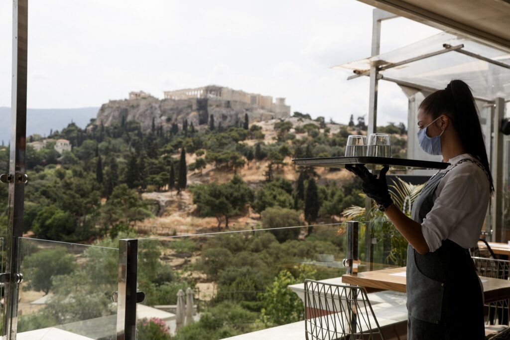 Πρεμιέρα για τα καταστήματα εστίασης με αυξημένα μέτρα προστασίας (Photos) - Media