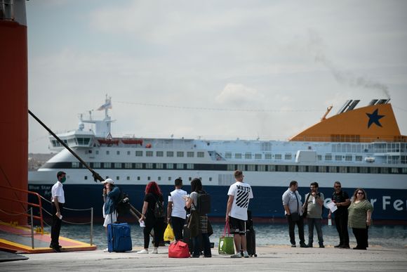 Λιμάνια – Πλοία: Τι έγινε την πρώτη ημέρα απελευθέρωσης των μετακινήσεων (Photos) - Media