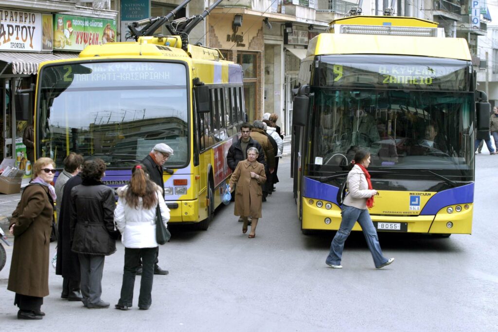 Κορωνοϊός: Θετικός στον ιό οδηγός τρόλεϊ στο αμαξοστάσιο Νέας Φιλαδέλφειας - Media