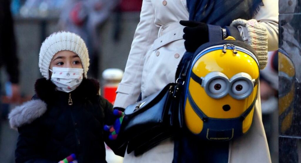 ΗΠΑ: Στους 1.074 οι νέοι θάνατοι από τον κορωνοϊό - Στα 18.123 τα νέα κρούσματα - Media