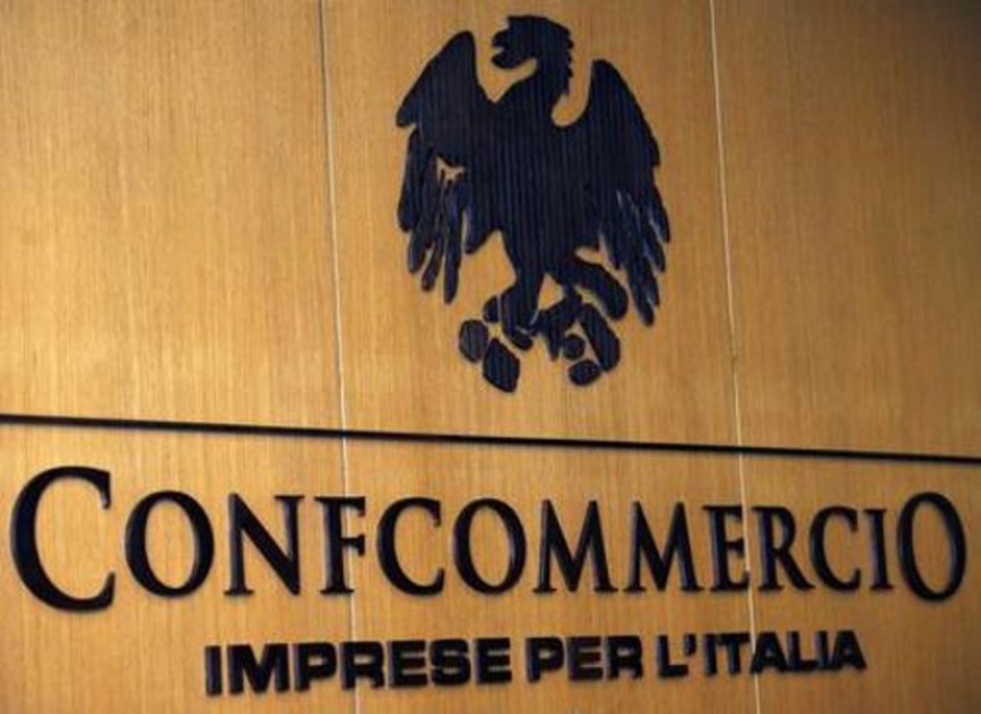 Confcommercio: Η πτώση της κατανάλωσης φέτος στην Ιταλία θα αγγίξει τα 84 δισ. ευρώ - Media