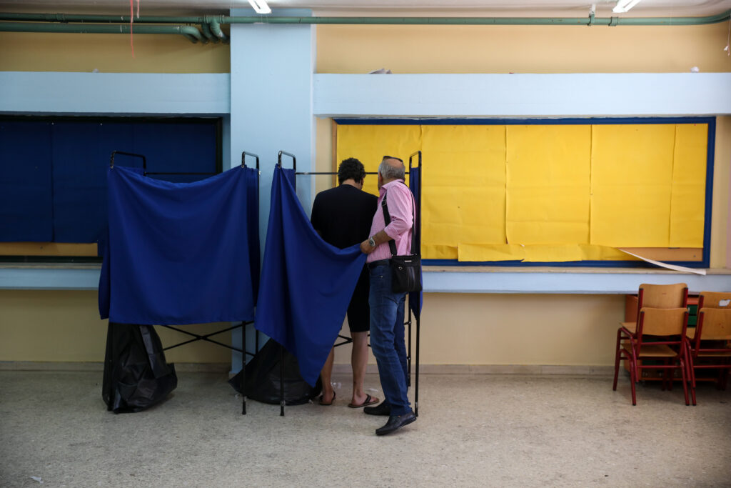 Άρωμα εκλογών από την απόφαση για εγγραφή των Ελλήνων εκλογέων του εξωτερικού - Media