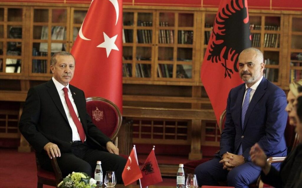 «Εστία»: Ο Ράμα παραχωρεί στον Ερντογάν ναύσταθμο στον Αυλώνα - Η Τουρκία αποκτά πρόσβαση στο Ιόνιο - Media