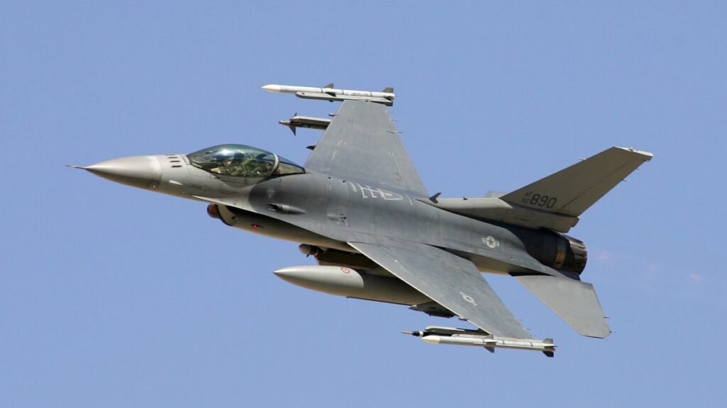 Η Βουλγαρία αγοράζει κι άλλα F-16 - Media