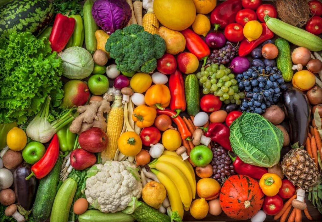 Έρευνα: Σπιτικό φαγητό, περισσότερα φρούτα και λαχανικά καταναλώσαμε στην καραντίνα - Media