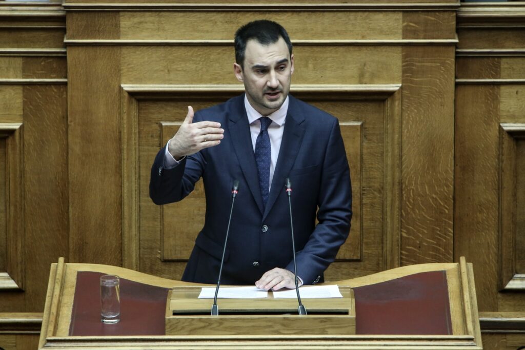 Υπερκοστολόγηση υλικών προστασίας από τον κορωνοϊό καταγγέλλει ο Αλ. Χαρίτσης - Media