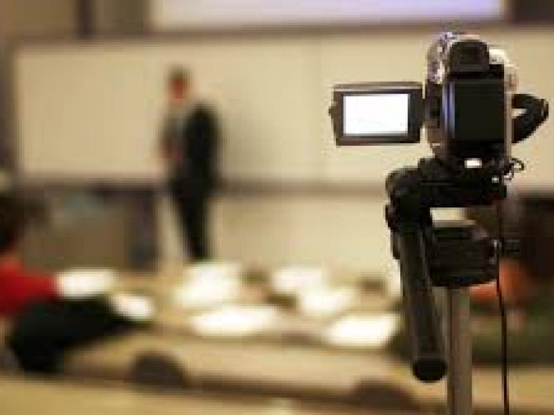 ΣΥΡΙΖΑ: Όχι στη μετατροπή από το υπουργείο Παιδείας των σχολικών τάξεων σε reality show - Media