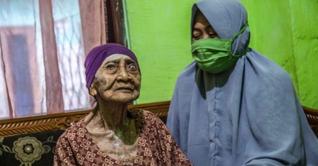 Γυναίκα 100 ετών που είχε νοσήσει από τον κορωνοϊό έγινε καλά - Media