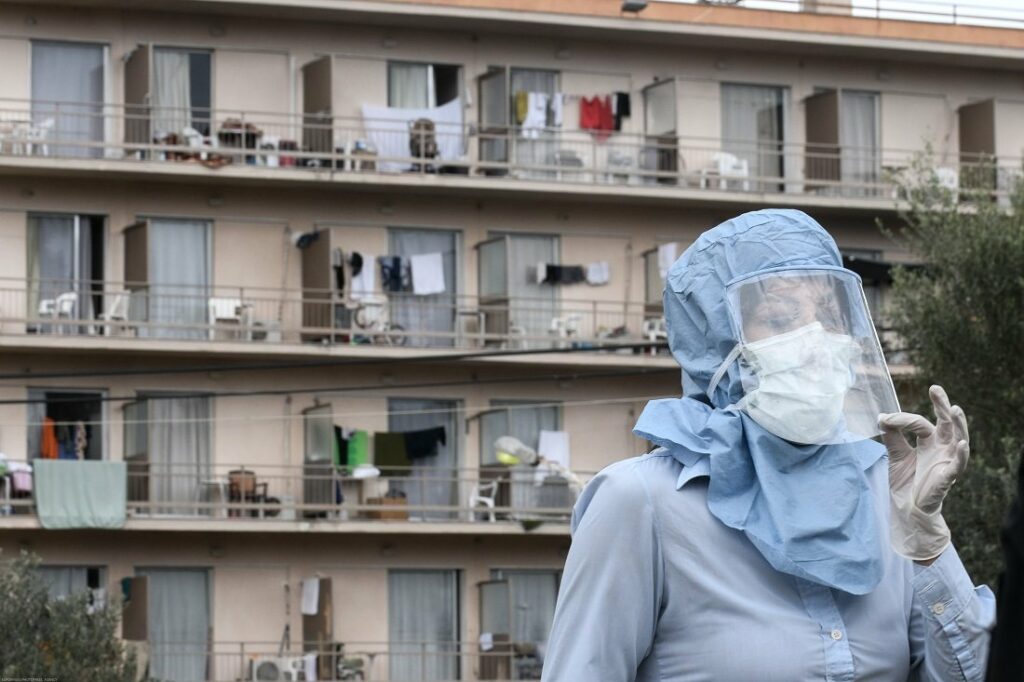 Κρανίδι: Πρόσφυγες έσπασαν την καραντίνα και πραγματοποίησαν πορεία - Media