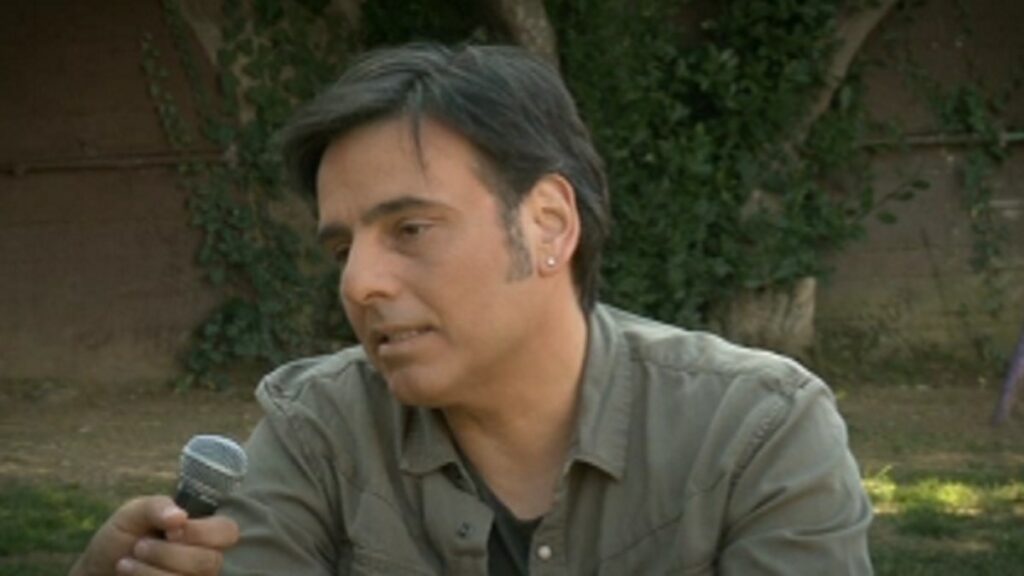 Γιώργος Λεμπέσης: Είμαι άντρας παλαιάς κοπής, δεν έχω σκουπίσει ή σφουγγαρίσει ποτέ - Media