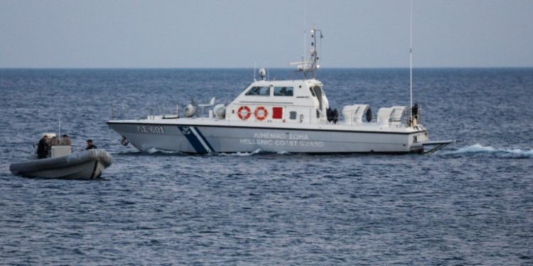 Πυρομαχικά του Β’ Παγκοσμίου Πολέμου βρέθηκαν στη θάλασσα της Ελούντας - Media