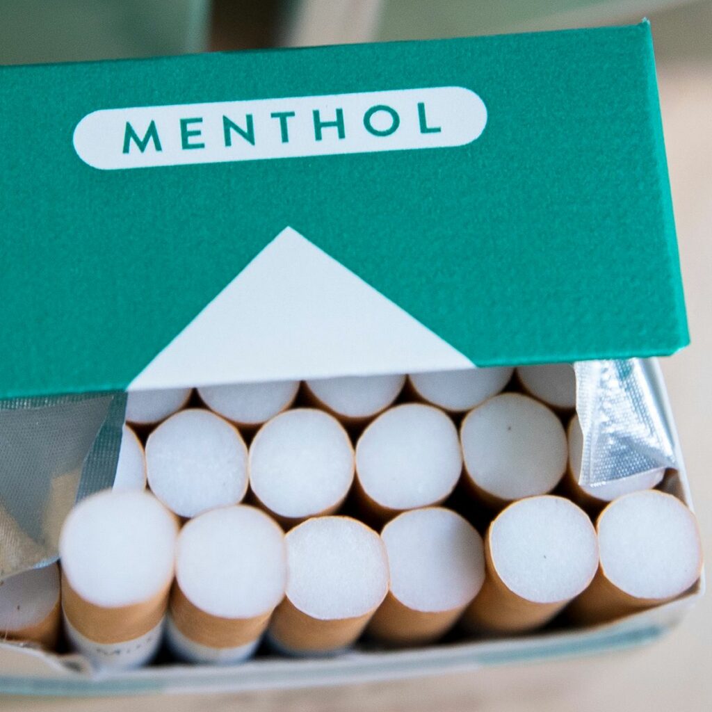 Τέλος από σήμερα η πώληση τσιγάρων μεντόλ στις χώρες της ΕΕ - Media