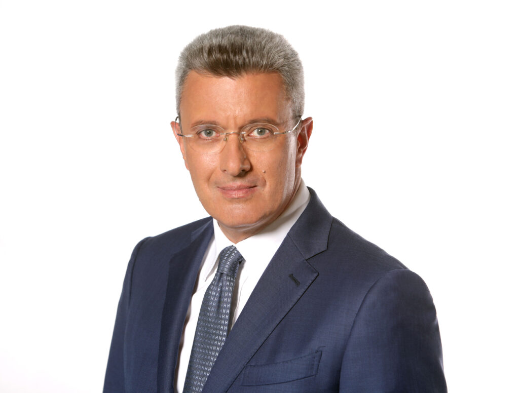 Ο Νίκος Χατζηνικολάου στον ANT1 τα επόμενα δύο χρόνια - Media