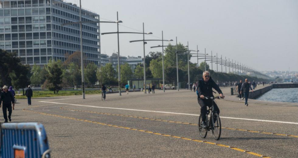 Θεσσαλονίκη: Το αδιαχώρητο στη Νέα Παραλία (Photos) - Media