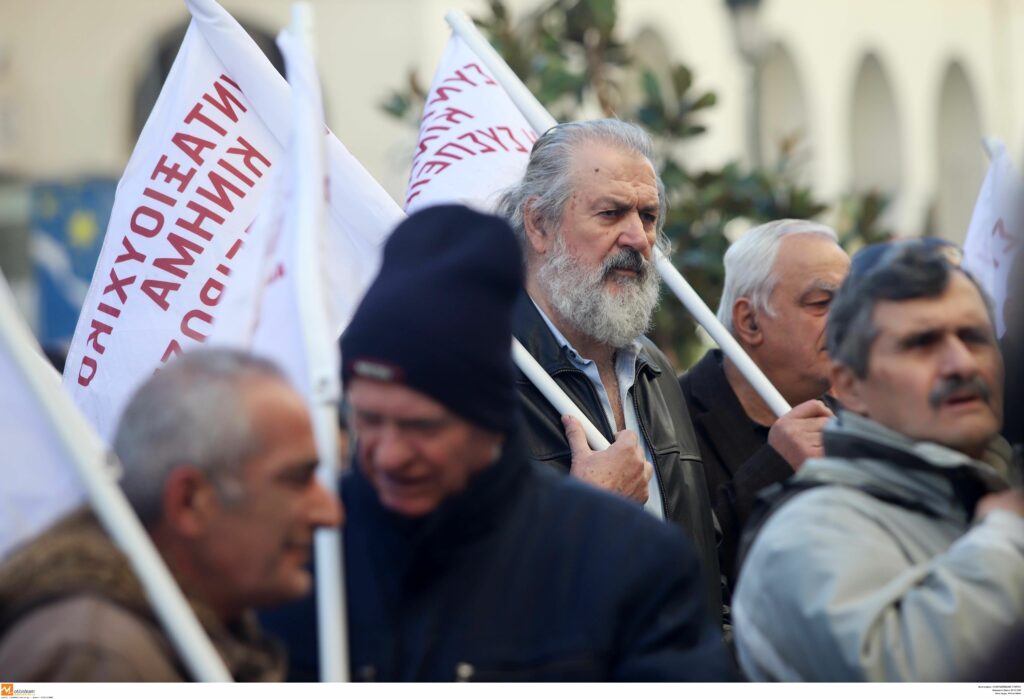 Η πανδημία απειλεί τις συντάξεις στην Ελλάδα; - Media