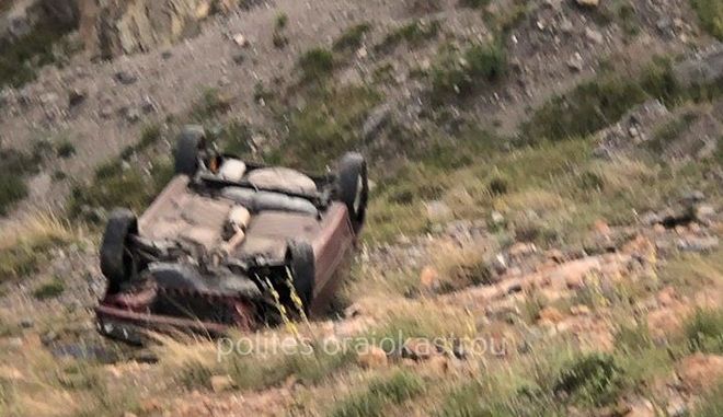 Θεσσαλονίκη: Αυτοκίνητο έπεσε στον γκρεμό - Επιχείρηση απεγκλωβισμού του οδηγού (Photos) - Media