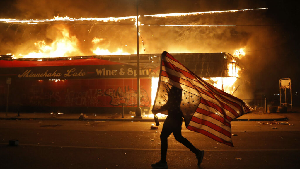 Οργή, χάος και σκληρή καταστολή στις ΗΠΑ – «Φουντώνει» το κύμα διαδηλώσεων σε όλη τη χώρα - Media