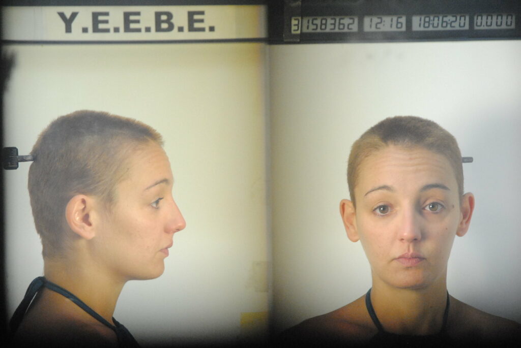 Αυτή είναι η 33χρονη που κατηγορείται για την αρπαγή της 10χρονης Μαρκέλλας - Έδωσε τα στοιχεία της και τη φωτογραφία της η ΕΛΑΣ - Media