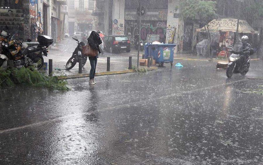 Ισχυρή βροχόπτωση στην Αθήνα (Video) - Media
