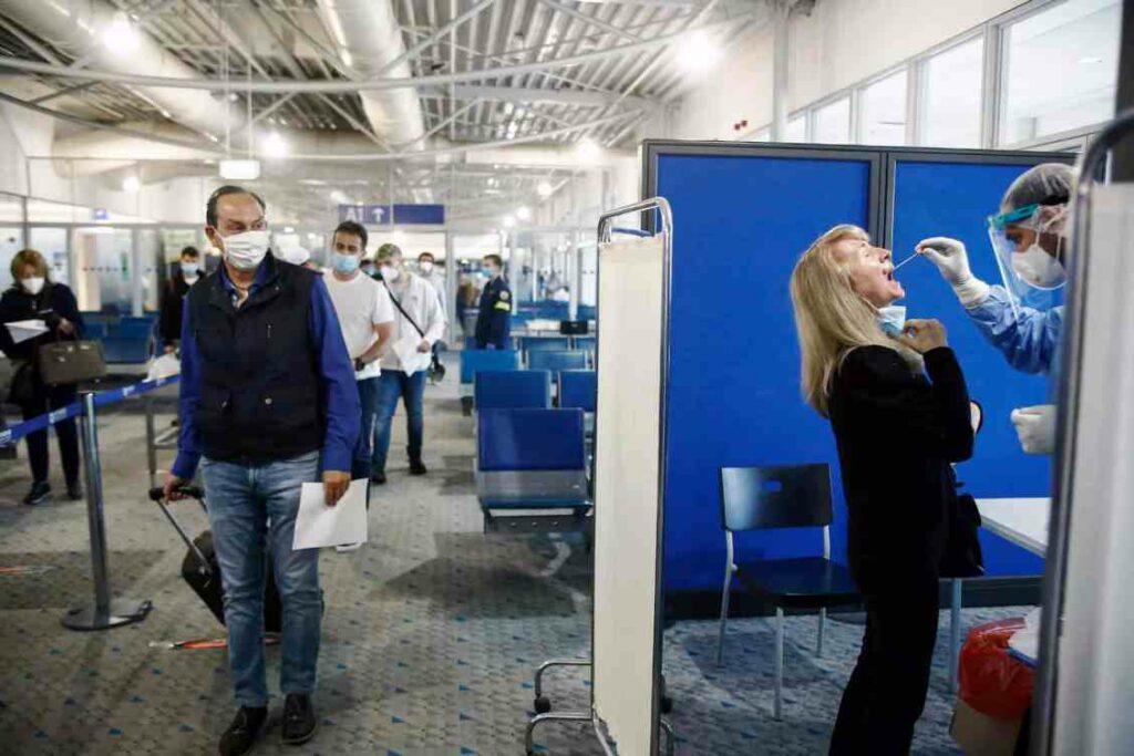 Κορωνοϊός: Χαμηλός παραμένει ο δείκτης Rt στη Ελλάδα - Τι δείχνει η τελευταία έκθεση προόδου του Παρατηρητηρίου - Media