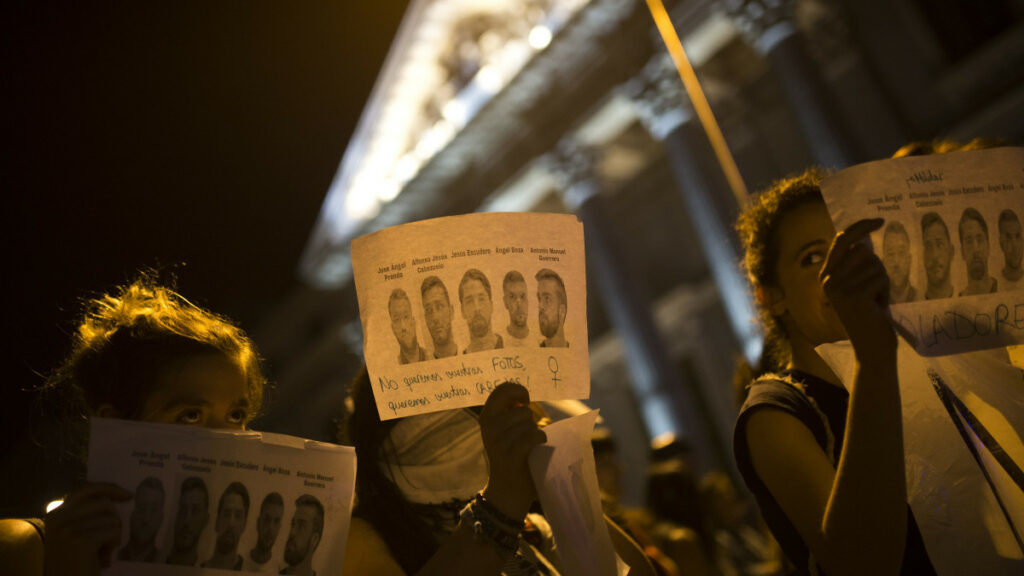 Ισπανία: Ξαναχτύπησε η «Αγέλη των Λύκων» - Νέες κατηγορίες για βιασμό σε τέσσερα άτομα - Media