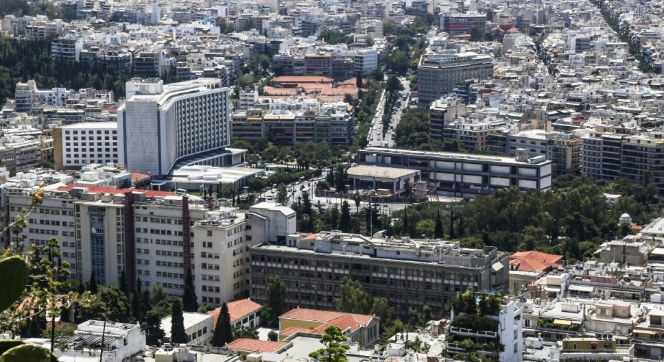 Κτηματολόγιο: Χιλιάδες ιδιοκτήτες κινδυνεύουν να χάσουν πάρκινγκ και «αέρα» - Media