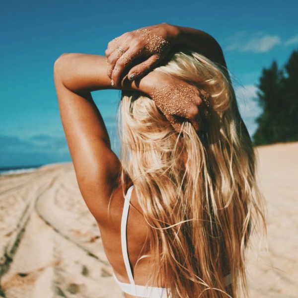 Πέντε εύκολα και γρήγορα χτενίσματα για το καλοκαίρι (Photos) - Media