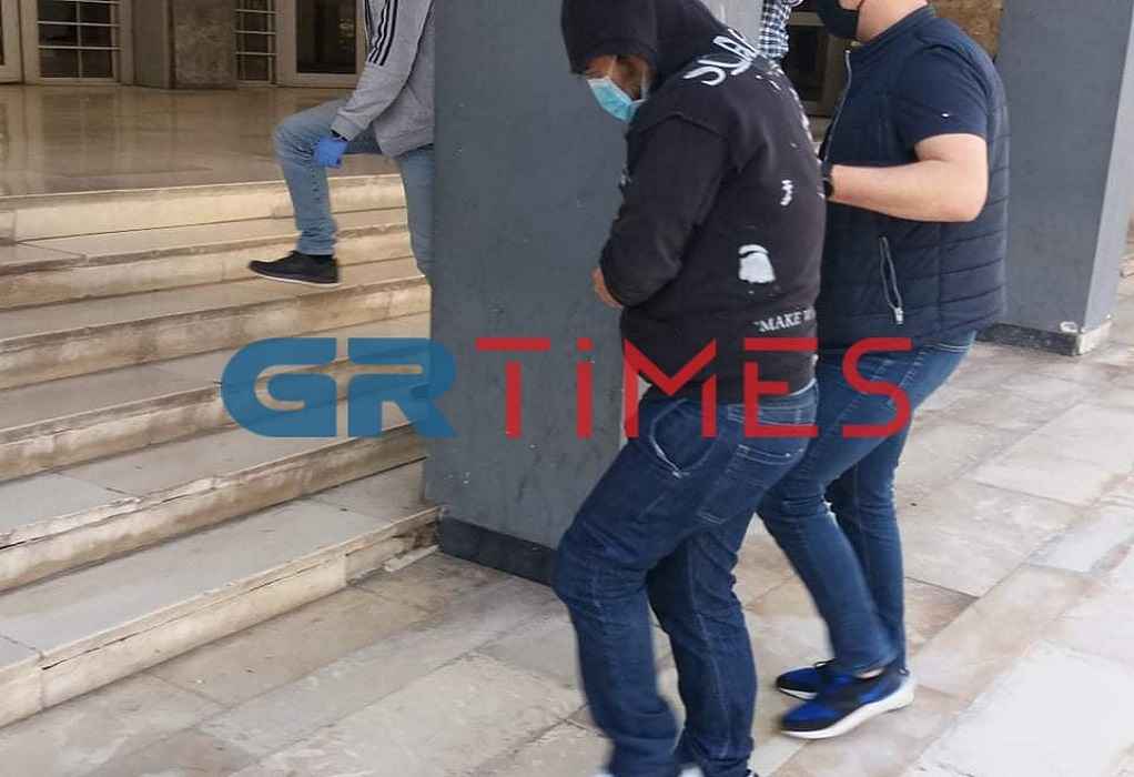Εφιάλτης στη Θεσσαλονίκη: Τεμάχισε και έκαψε τη φίλη του επειδή «φοβήθηκε» - Media