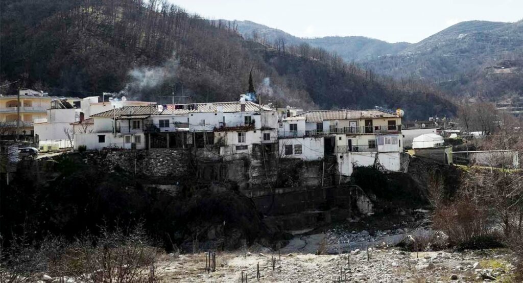 Ξάνθη: Παρατείνεται μέχρι την Τρίτη η αυστηρή καραντίνα στον Εχίνο  - Media