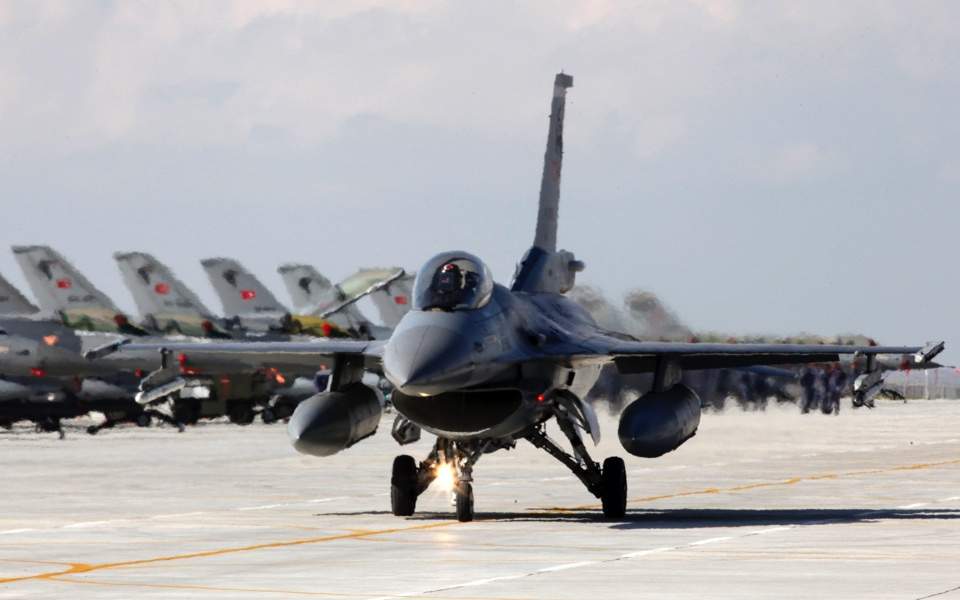 Εξελίξεις στη Λιβύη: «Η Τουρκία ετοιμάζεται να στείλει F-16 και μαχητικά ελικόπτερα» - Media