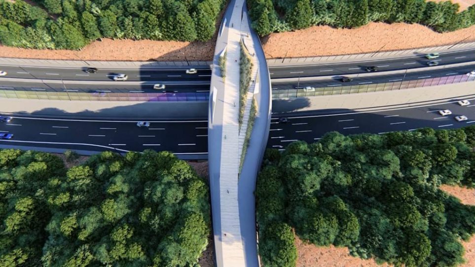 Θεσσαλονίκη: Ο Καραμανλής παρουσίασε «ιπτάμενο» αυτοκινητόδρομο που θα είναι έτοιμος το... 2026  - Media