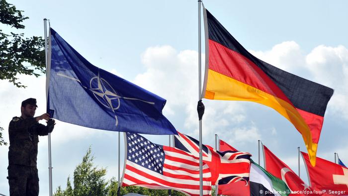 O Στόλτενμπεργκ αρνείται να σχολιάσει τα περί μείωσης της δύναμης του ΝΑΤΟ στη Γερμανία - Media