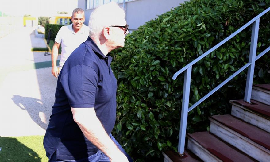 Μελισσανίδης: «Μπορούμε τους δύο στόχους - Τέτοιες συμπεριφορές προσβάλλουν το κλαμπ» - Media