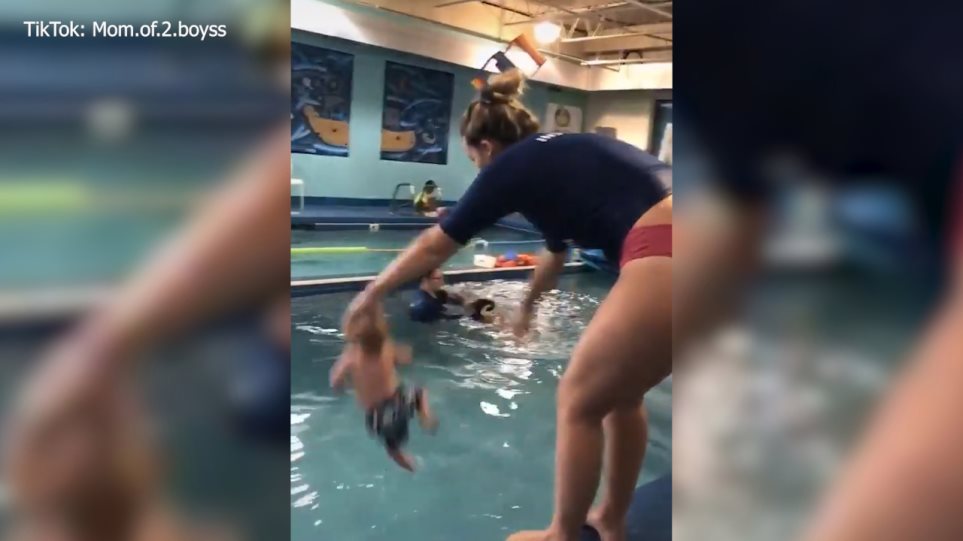 ΗΠΑ: Σάλος με βίντεο που δείχνει εκπαιδεύτρια να πετά βρέφος σε πισίνα «για να το μάθει να επιβιώνει» (Video/Photos)  - Media