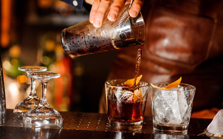 «Καμπάνα» και σφράγισμα και σε κέντρο διασκέδασης στην Κρήτη λόγω κορωνοϊού - Media