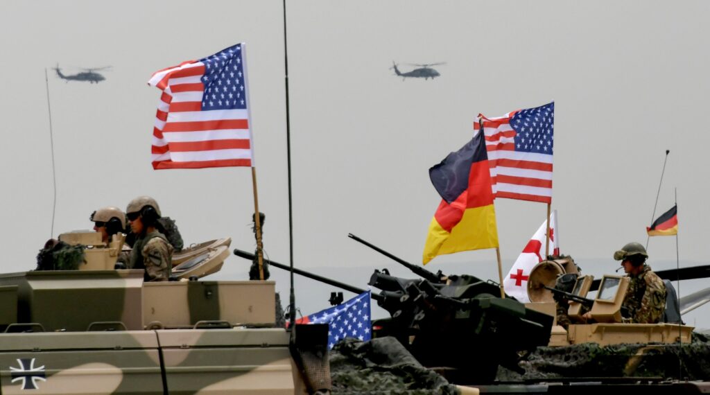 Η Γερμανία προειδοποιεί τις ΗΠΑ: Επιζήμια μια πιθανή αποχώρηση στρατευμάτων του ΝΑΤΟ - Media
