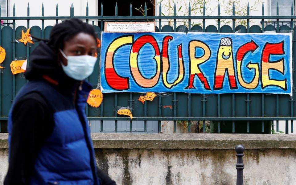 Ο Εμανουέλ Μακρόν χαιρετίζει «μία πρώτη νίκη κατά του ιού» - Media